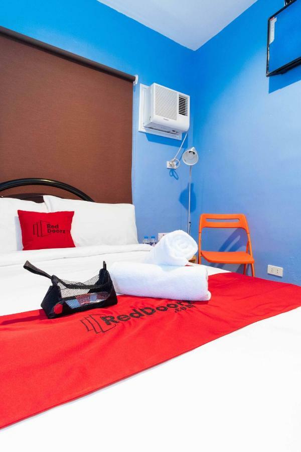 Reddoorz At Hotel Rosemarie Pasay Exterior foto